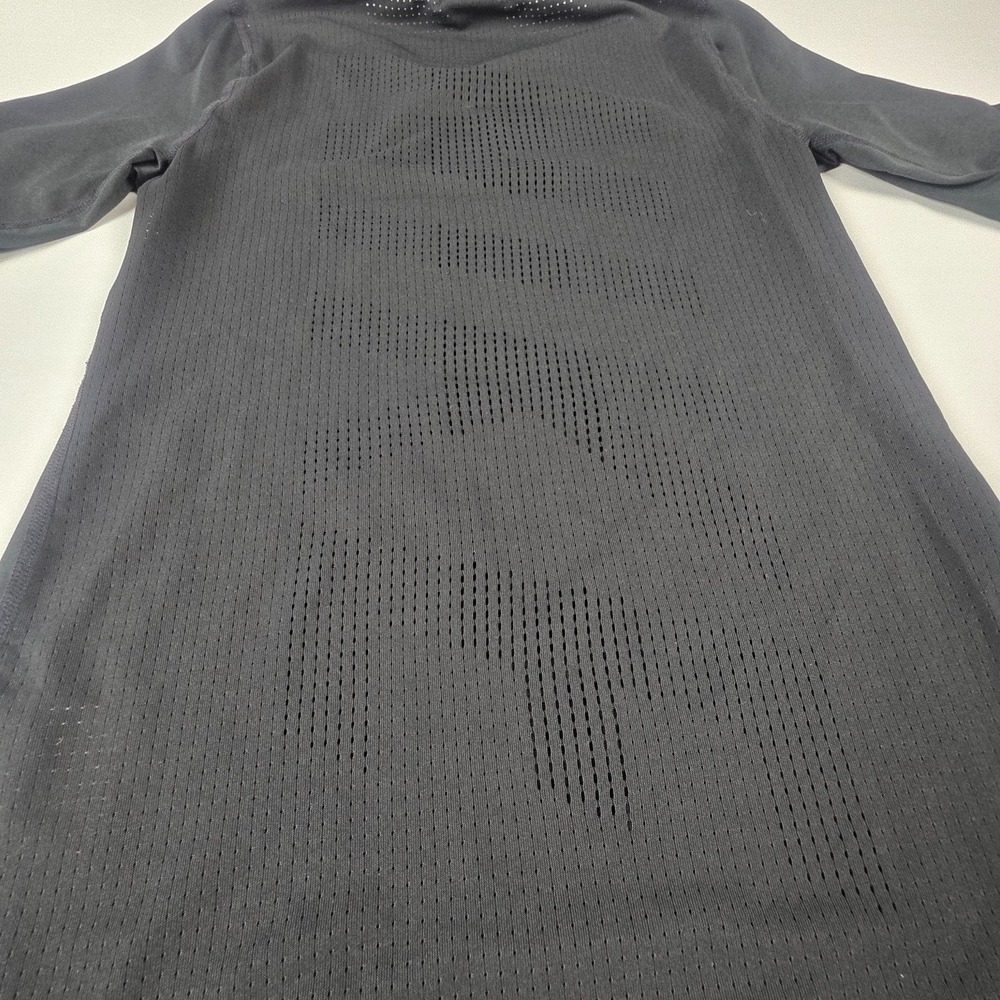 NIKE PRO HYPERCOOL Womens Black Shirt Top T-shirt Short Sleeve Workout - Size L - Picture 6 of 8